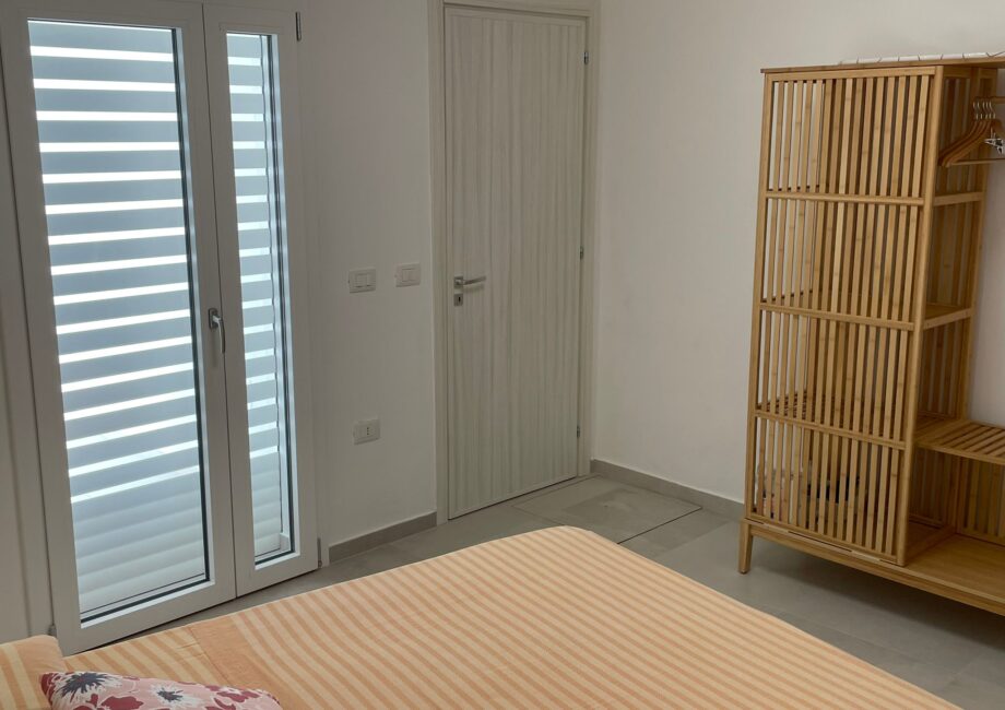 BILOCALE (6)